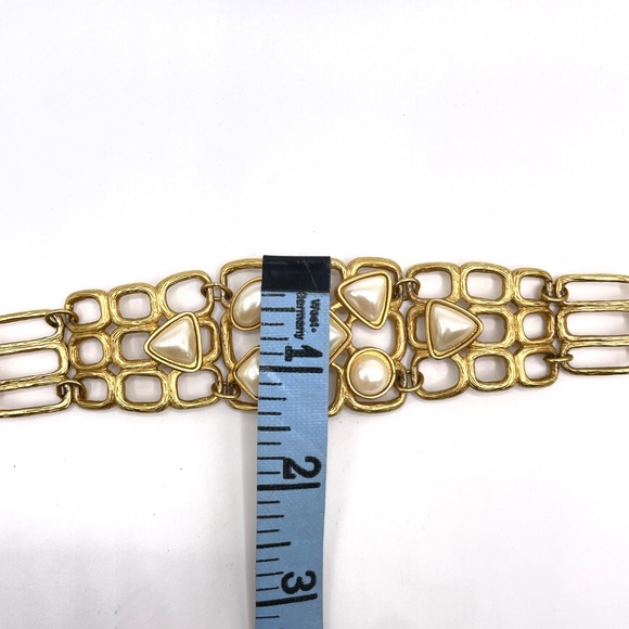 Vintage Avon Bracelet 8" Gold Tone Faux Pearl Statement 70`s - Picture 13 of 16